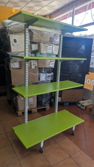 Espositore commerciale su ruote