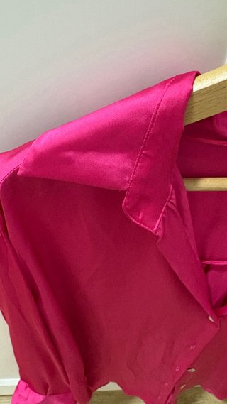 Camisa satinada Zara rosa
