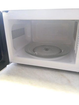 Microondas Taurus Compacto 700W