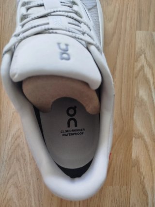 Zapatillas On Cloudrunner waterproof