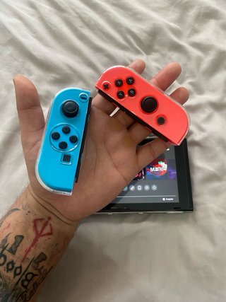 Nintendo Switch v2 Azul/Rojo