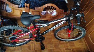 Bicicleta Montaña Freerider Negra y Roja
