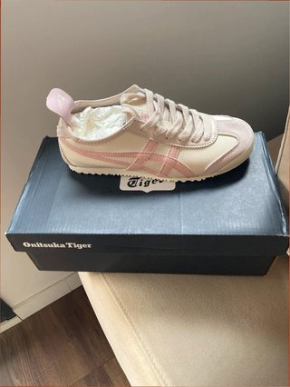 Onitsuka Tiger México 66 Talla 40 Rosa