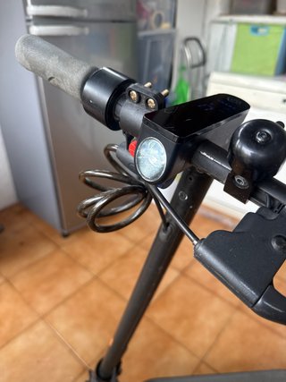 Patinete Eléctrico Xiaomi Scooter Essential