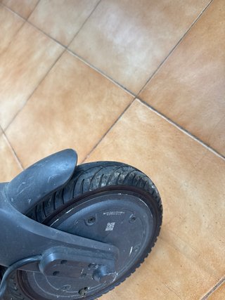 Patinete Eléctrico Xiaomi Scooter Essential