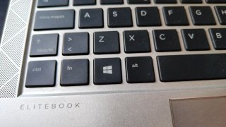 Computer portatile HP EliteBook 840 G8 i5 vPro da 14" - Senza RAM