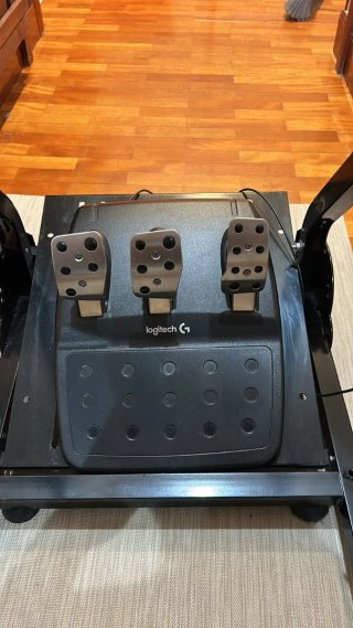 Volante Logitech G29 con Pedales y Palanca