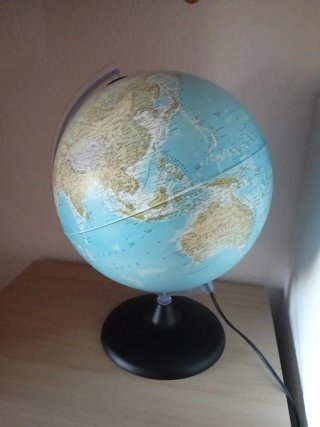 Globo terráqueo educativo