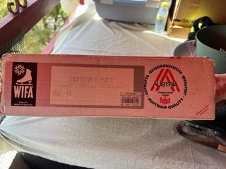 Pattini da ghiaccio WIFA Comfort Taglia 41 + Lame
