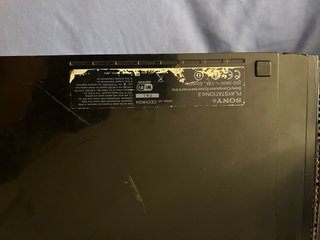 3 Consolas PS3 y 1 PS2 Sony Negras