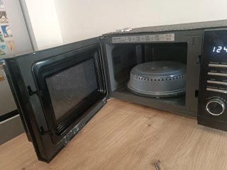 Microondas KOENIC KMWG 2322 DB Grill