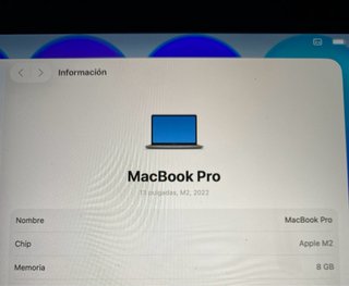 MacBook Pro 13” M2 2022 8GB RAM 512GB SSD