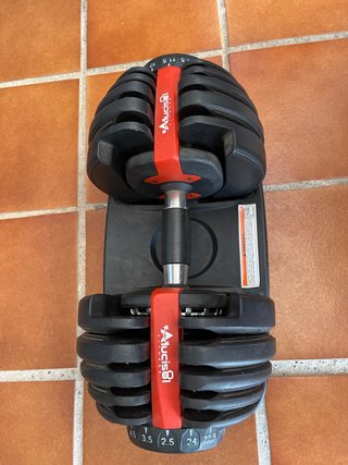 Banco de gimnasio + 2 juegos pesas 2,5kg a 24kg.