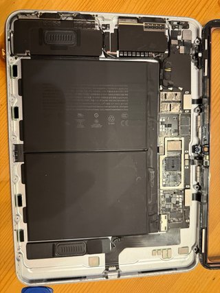iPad 10 2022 64GB (No funciona, leer)