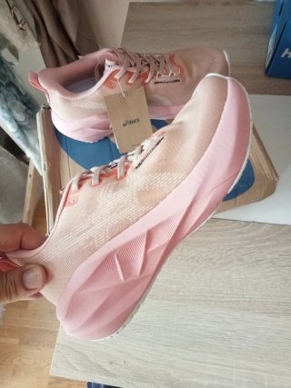 Zapatillas Asics Beige/Rosa Talla [Talla]