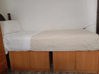 Base de cama individual de madera