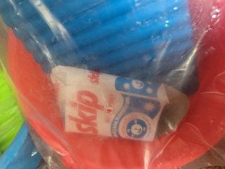 4 BARREÑOS DE JUGUETES KIOSCO PLASTICO AÑOS 70 80