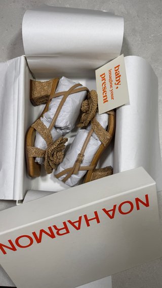 Sandalias Noa Harmon flor rafia