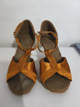 Zapatos de baile latino mujer dorados