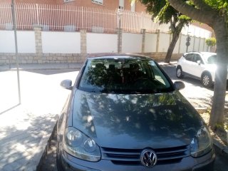 Volkswagen Golf 2004