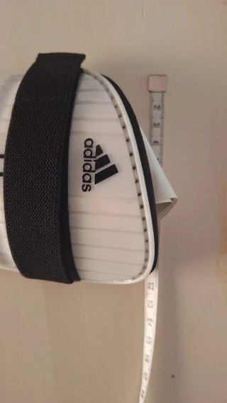 Espinilleras Adidas Predator con tobilleras