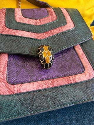 Bolso de fiesta verde , rosa y morado