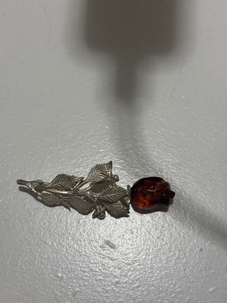 Broche Rosa Ámbar Plateado