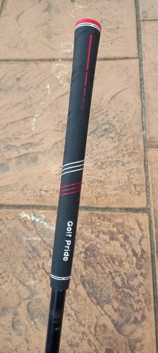 Palo golf Ping G400 nº 8.