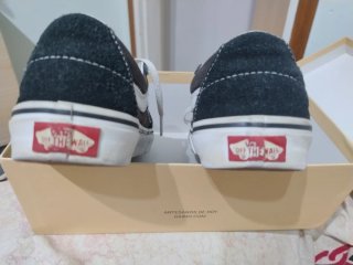Zapatillas Vans Negras y Blancas