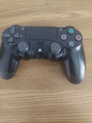 Consola PS4 slim Negra + 2 Mandos