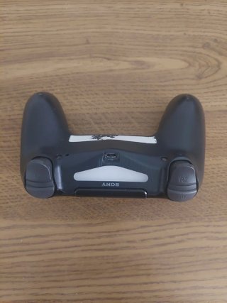 Consola PS4 slim Negra + 2 Mandos