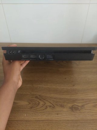 Consola PS4 slim Negra + 2 Mandos