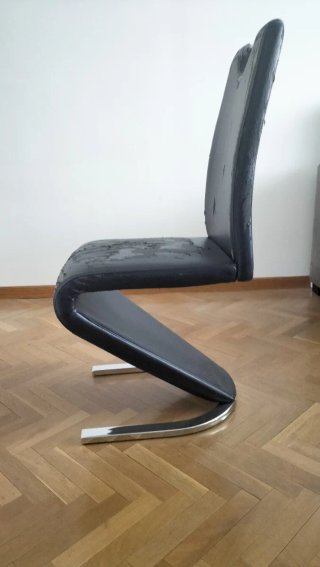Silla de comedor moderna negra y plateada