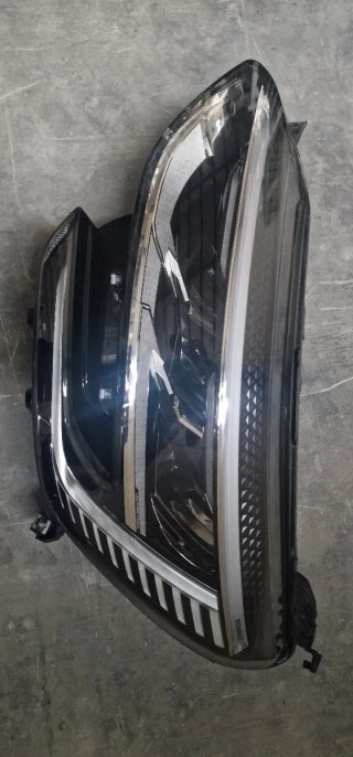 Faro Renault Megane 4 Dcho + Izq
