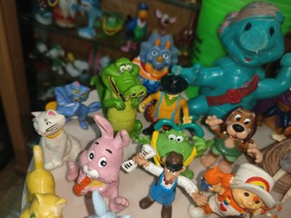 Super lote 28 figuras goma pvc años 80 90