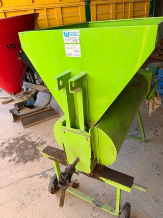 Peladora de almendras industrial