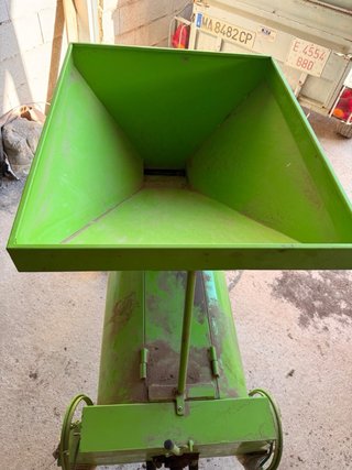 Peladora de almendras industrial