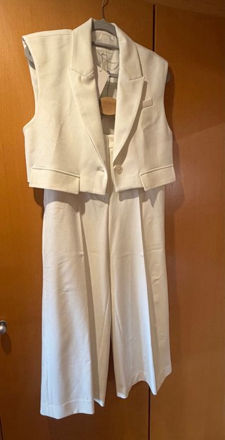 Conjunto Chaleco y Pantalón Zara Talla M
