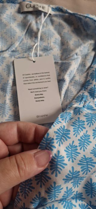 Mono corto estampado azul y blanco