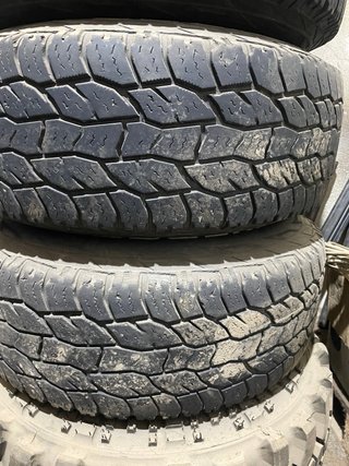 Cubiertas 31x10.50R15LT con llantas Et-44