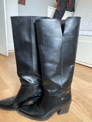 Botas altas negras punta t.39