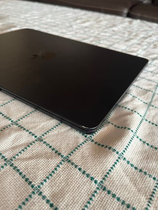 MacBook Air M2
