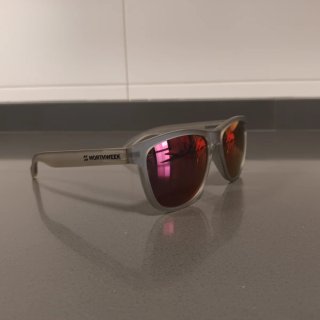 Gafas de sol Northweek grises y rojas