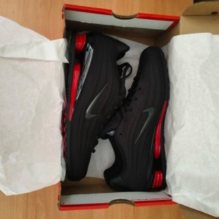 Tenis Nike Shox Z Negro y Rojo