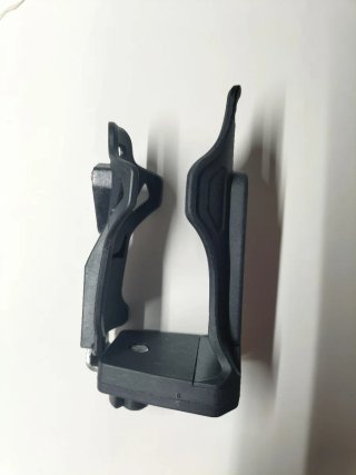 Porta botellas para moto ajustable