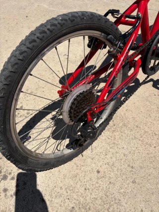 Bicicleta Neon Roja Infantil