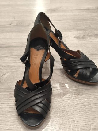 Sandalias Geox Tacón Negro