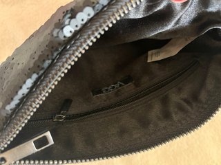 Bolso de mano lentejuelas negro