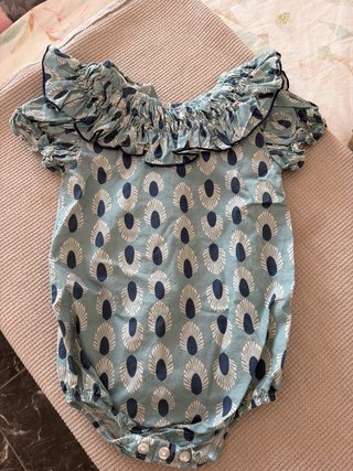 Body bebé niña volantes estampado