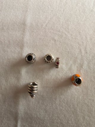 Lotes de abalorios Pandora 10€